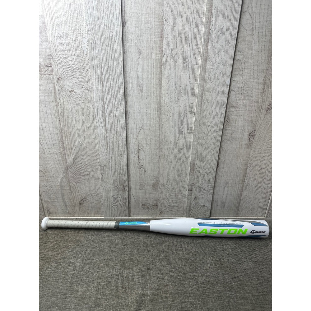 Easton Cyclone Fastpitch Softball Bat FP16CY 30in 20oz -10 2 1/4 Barrel
